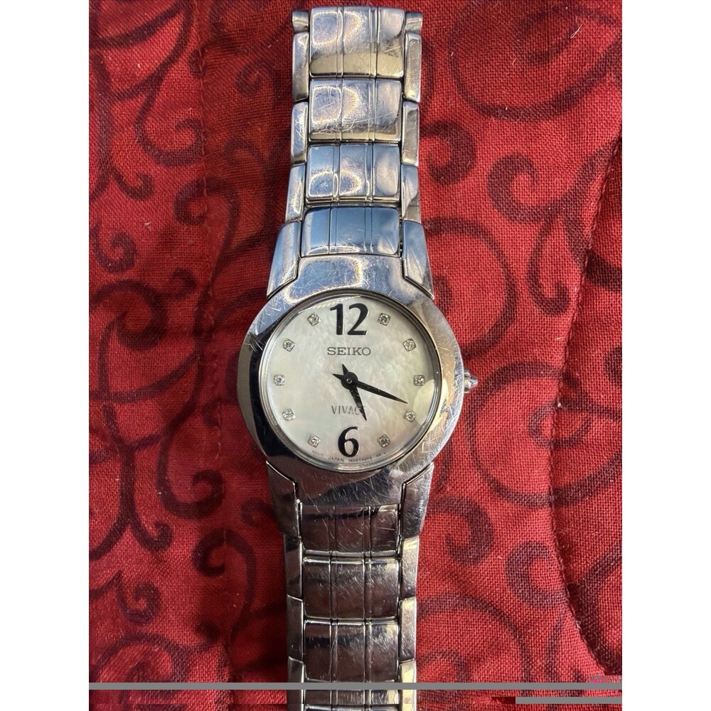 Seiko Vivace Women's Watch Mother of Pearl Diamond Dial 1N00-0CM0* Runs Great